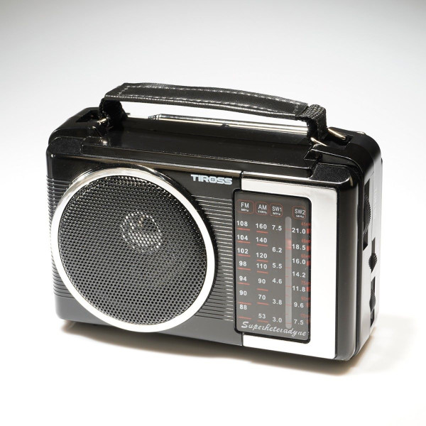 Radio turystyczne przenośne FM/AM/SW1-2 230V/R20 - TS460 Tiross